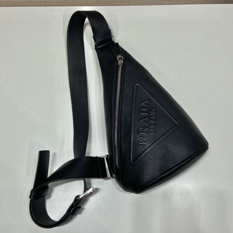 Pra*a triangle pouch